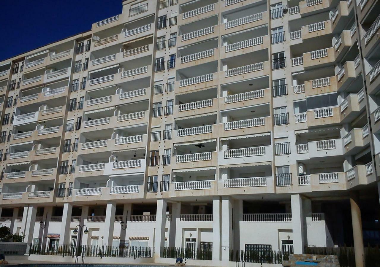 Apartamentos El Pedruchillo 拉曼加戴尔马尔梅纳 外观 照片